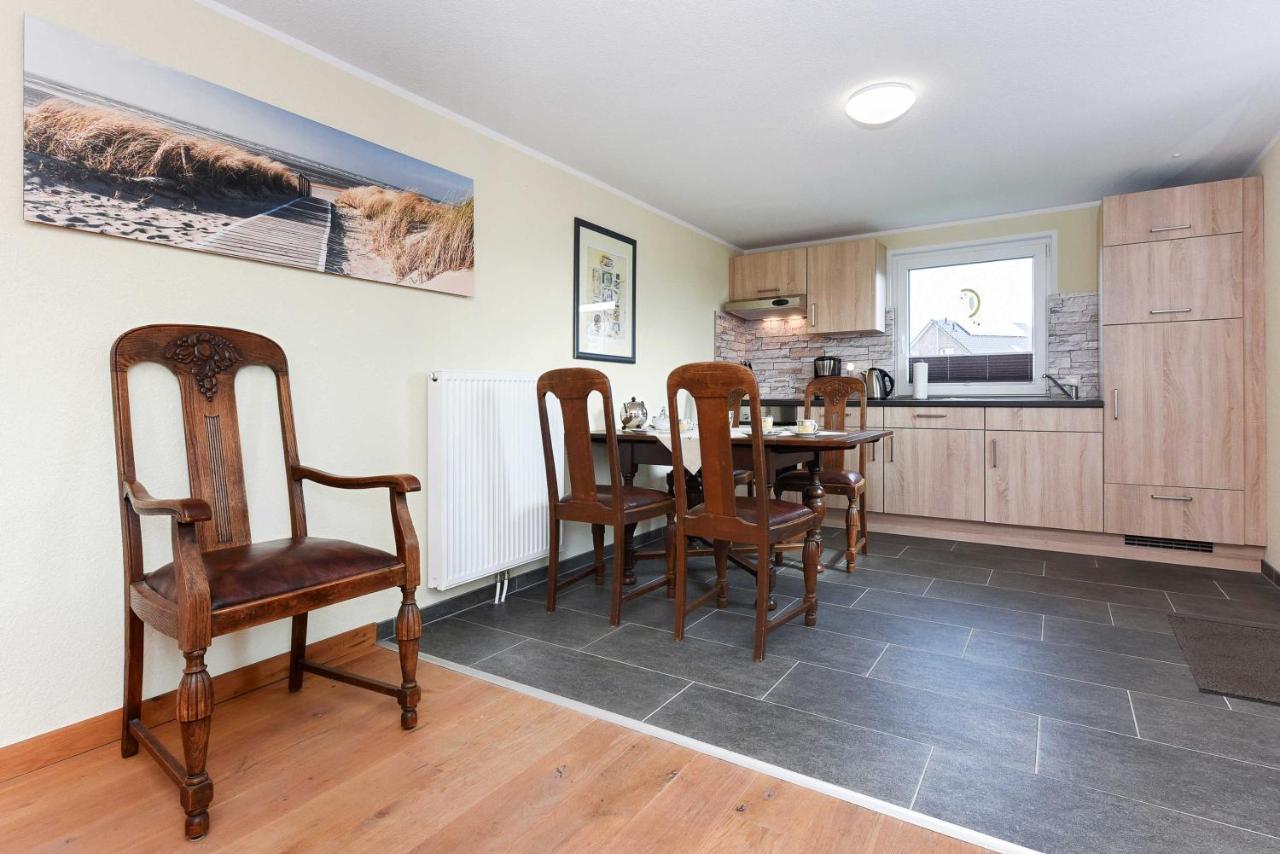 Ferienwohnung Teezeit Neuharlingersiel Habitación foto